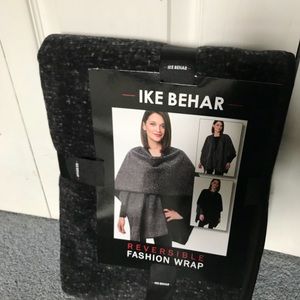 REVERSIBLE FASHION WRAP